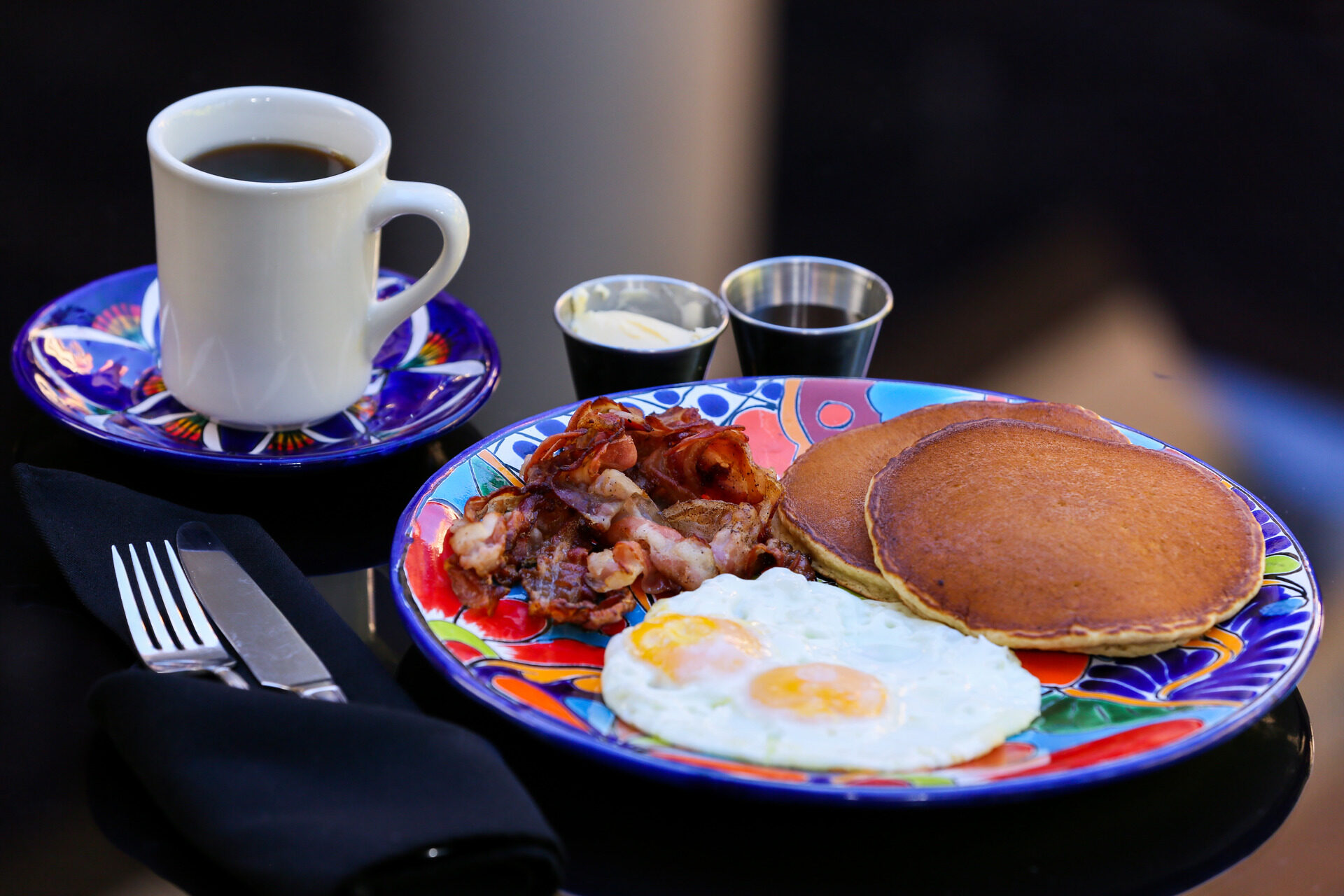 Breakfast combo at Silverback diner in Vista, California